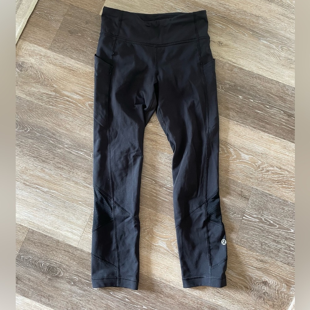 LULULEMON 🍋 Black Cropped Leggings